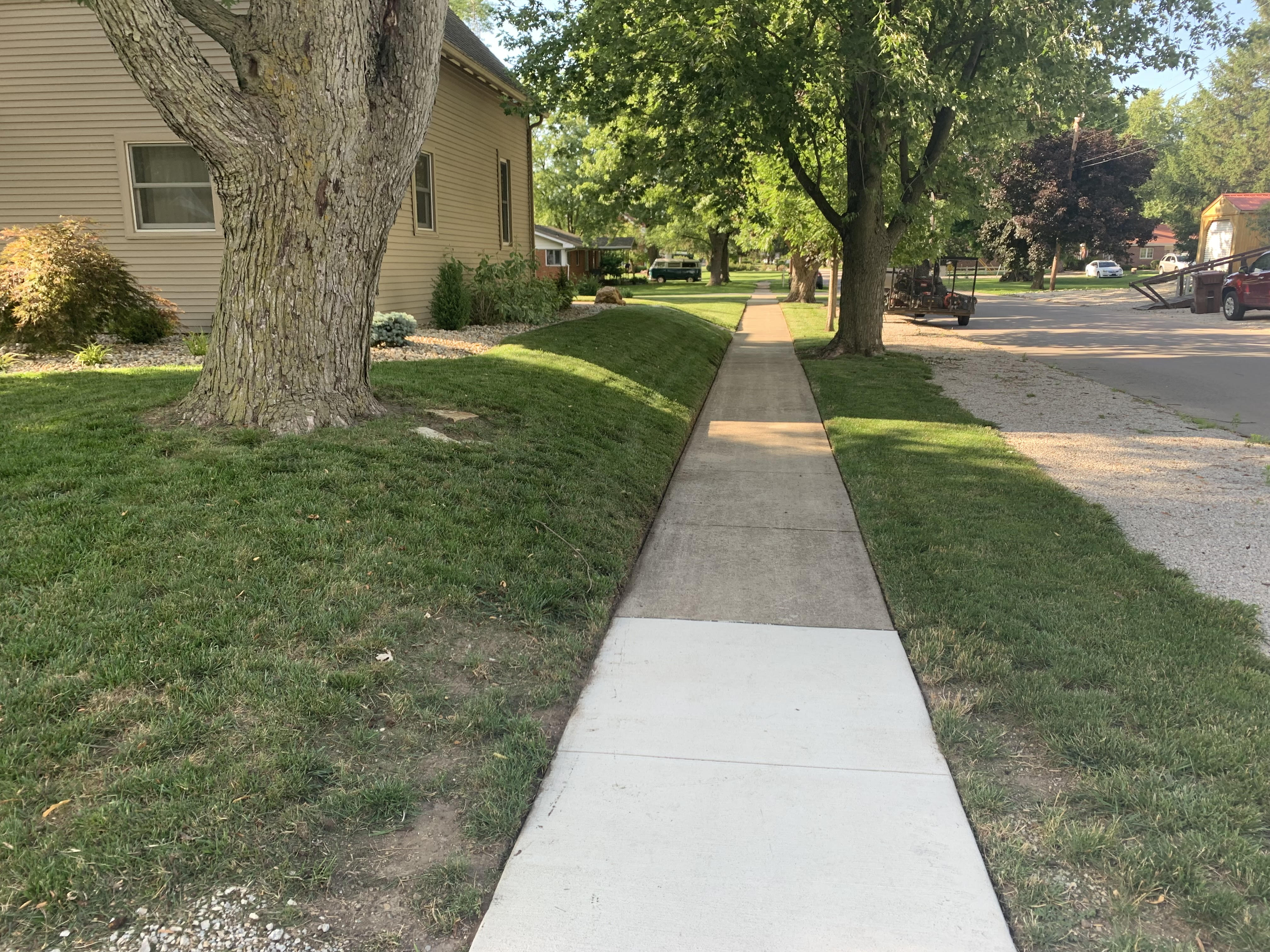 Lawn mowing by Aura Lawn Maintenance